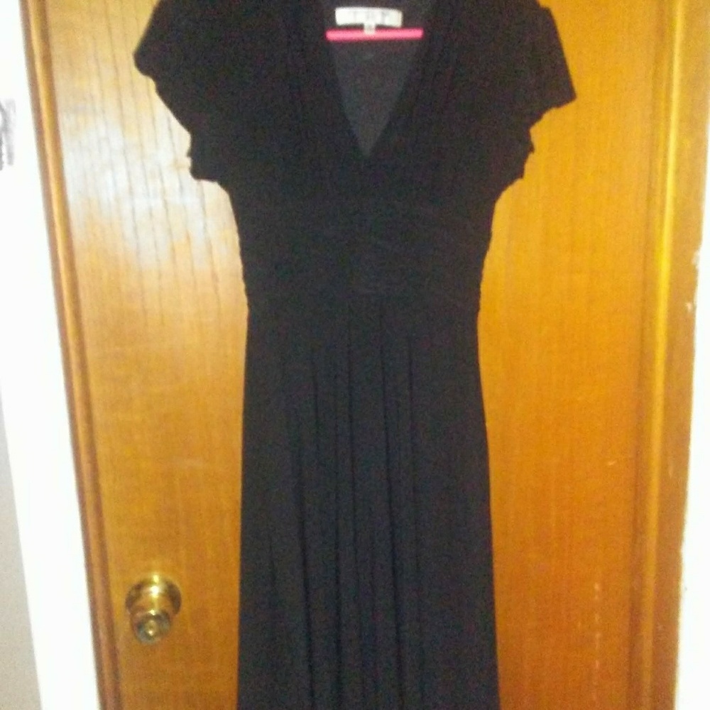 Black Evan-Picone Petite Size 4 Dress
